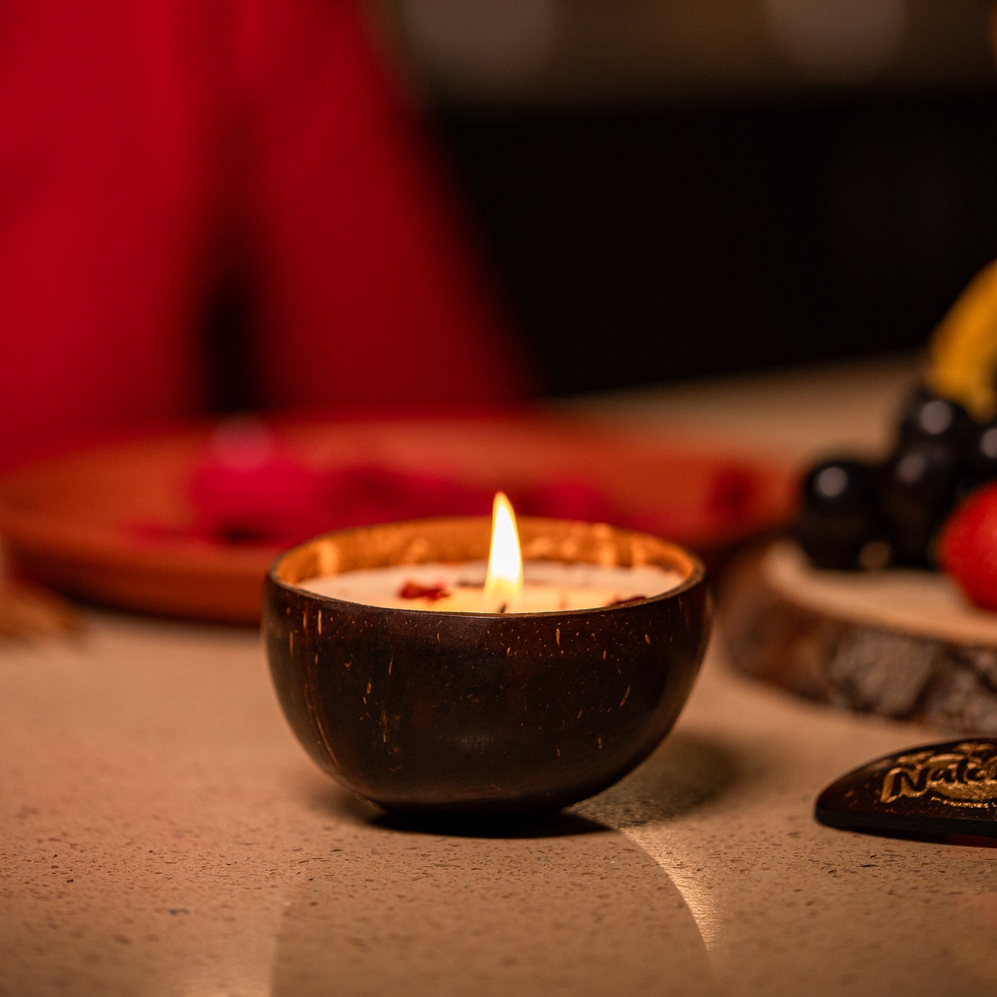 Natchu's Coconut Shell based Candles Glossy Round (150ml) -Rose,Spices & Coffee Beans Toppings (Set of each 1)