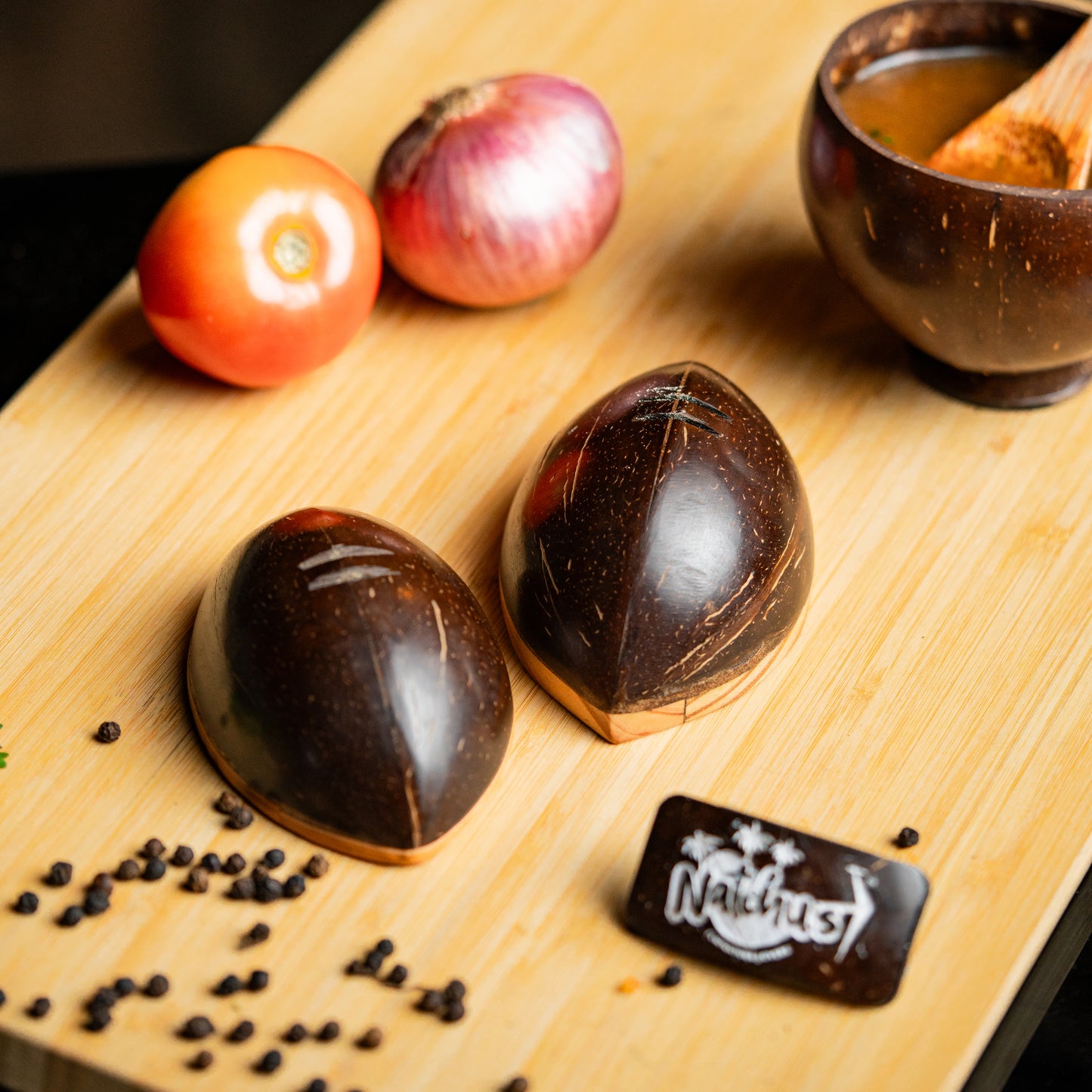 Natchu's Coconut Shell and wood based Salt/Pepper Shaker in Oval Shape with Engraving (Set of 2)